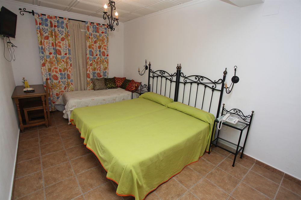 Hotel Nuro Barbate Bagian luar foto