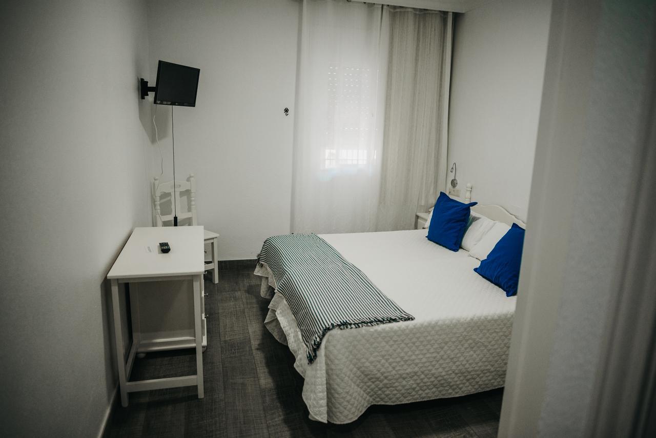 Hotel Nuro Barbate Bagian luar foto