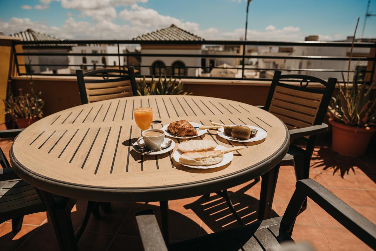 Hotel Nuro Barbate Bagian luar foto