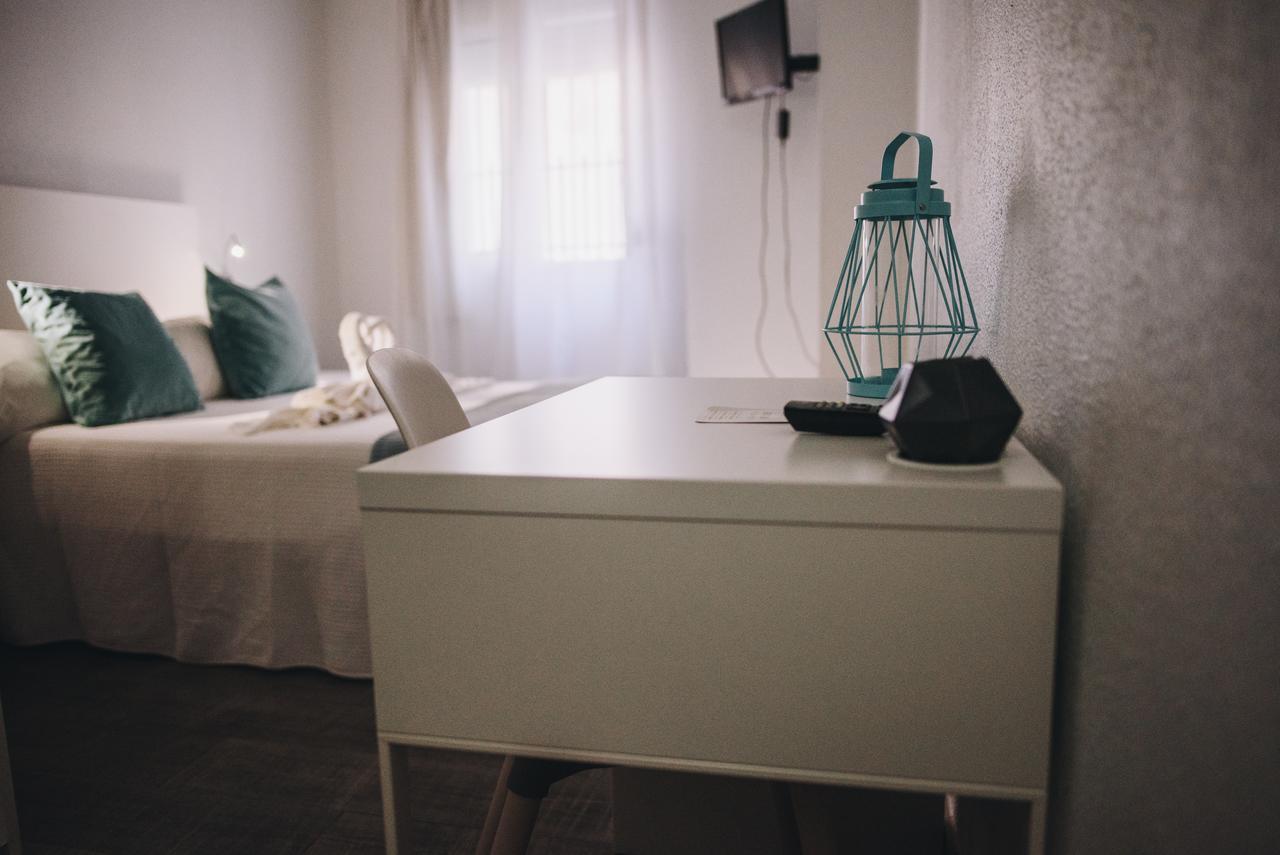 Hotel Nuro Barbate Bagian luar foto